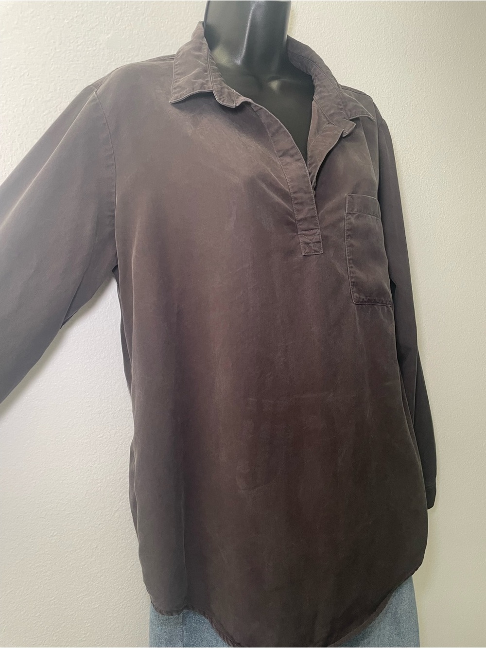 Cloth & Stone Brown Tencel Popover Blouse Long Sleeve Pocket Top Size Large - Picture 3 of 8